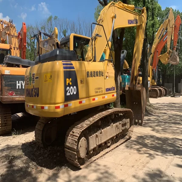 Used Komatsu PC200 Excavator