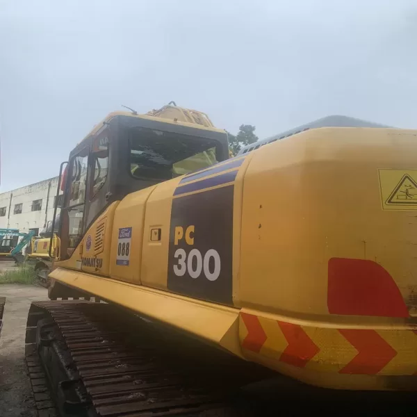 Used Komatsu PC300-7 Excavator