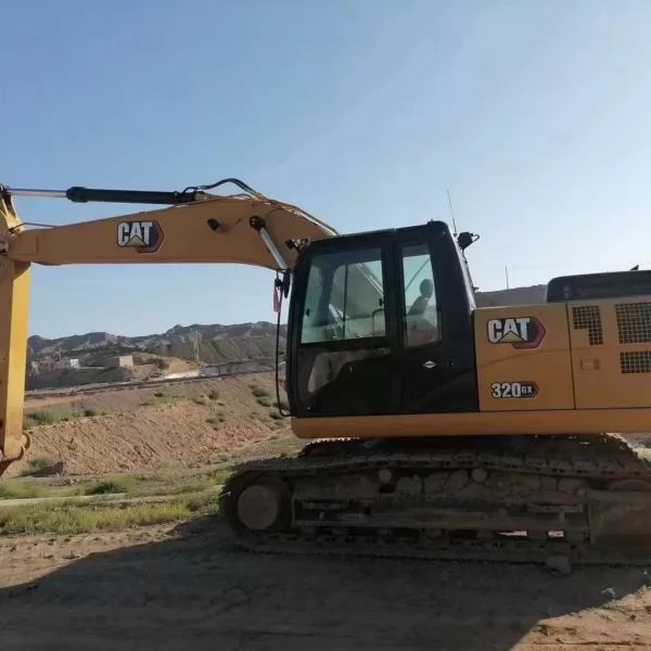 Used Cat 320 Excavator