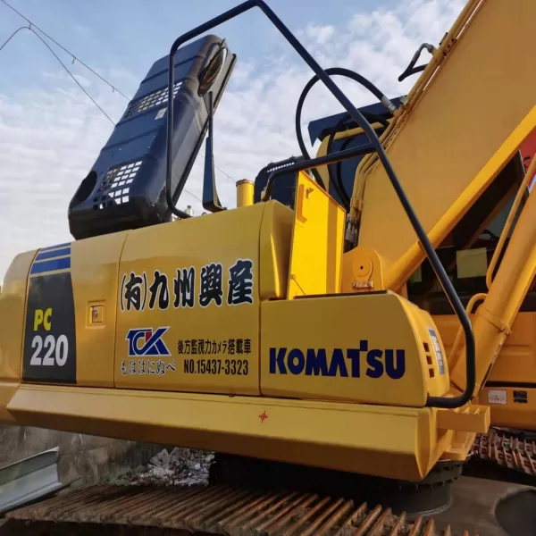 Used Komatsu PC220 Excavator