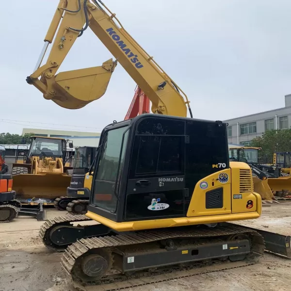 Used Komatsu PC70-8 Excavator
