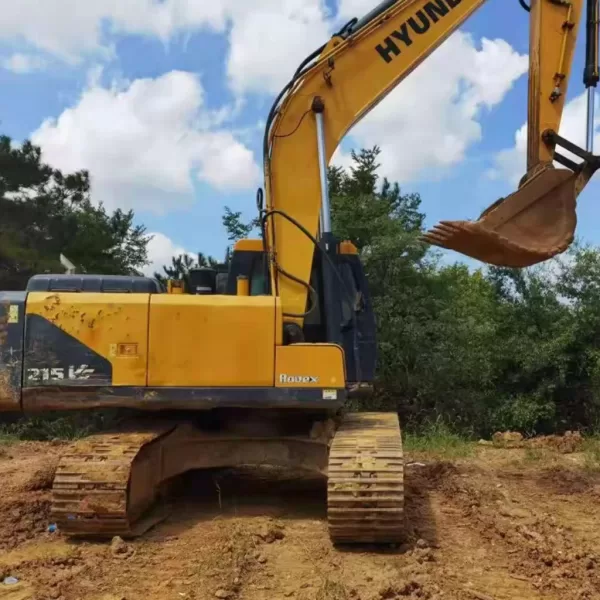 Used Hyundai R215 Excavator