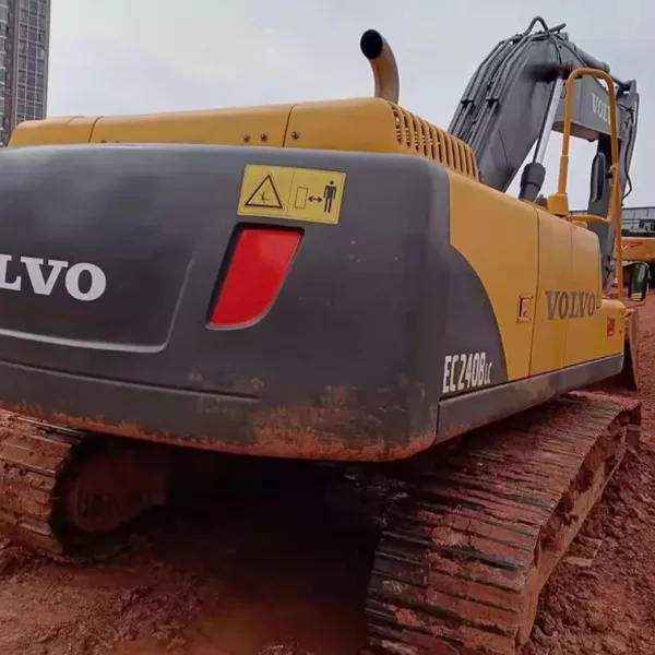 Used Volvo 240B Excavator