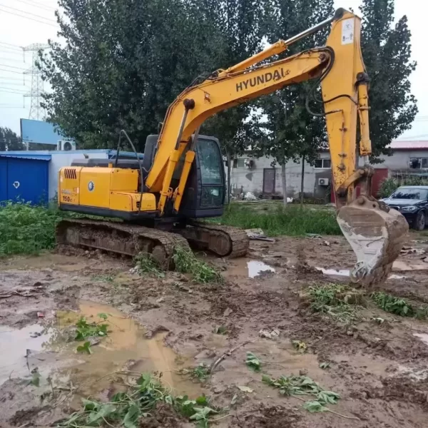 Used Hyundai R150 Excavator