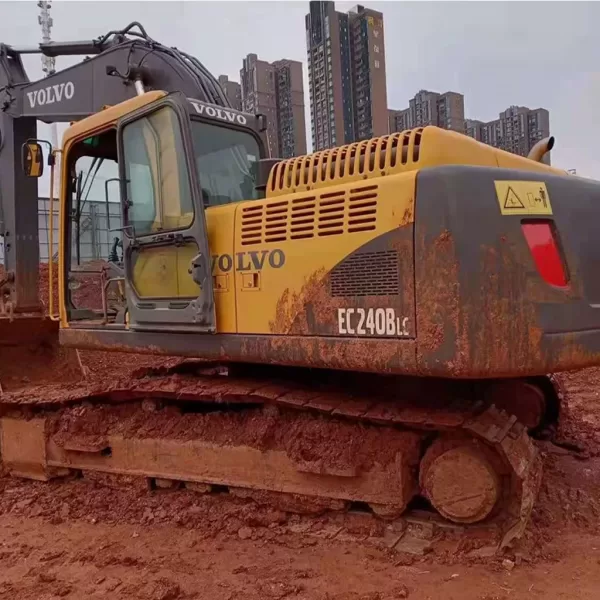 Used Volvo 240B Excavator