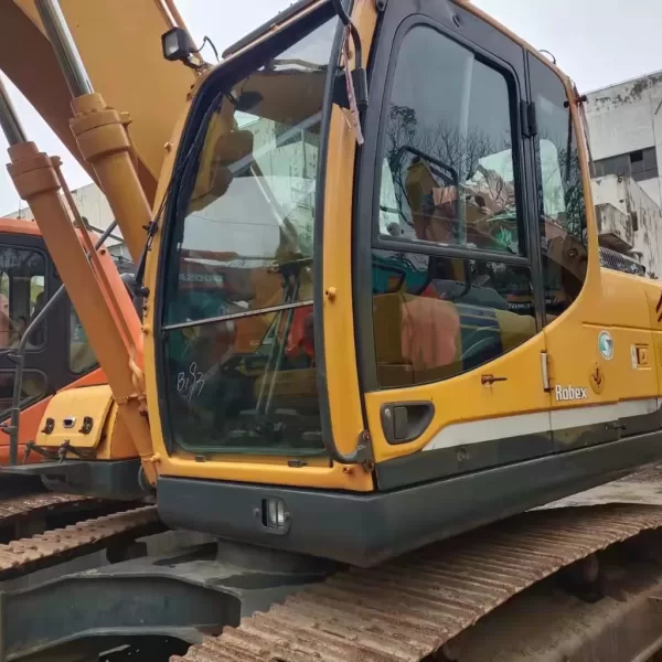 Used Hyundai R215-9 Excavator