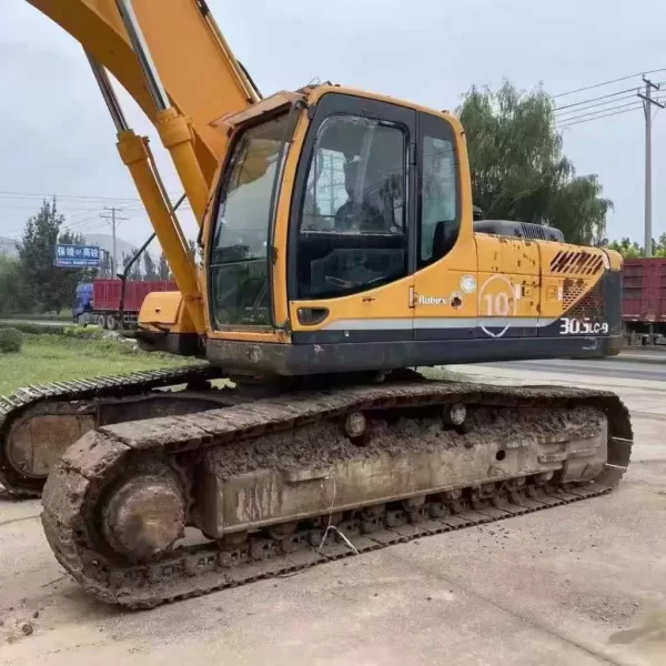 Used Hyundai 305-9 Excavator