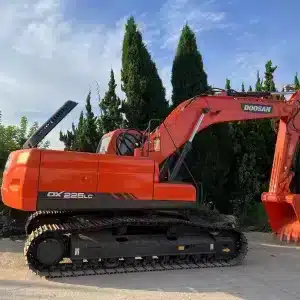 Used Doosan dx225 Excavator