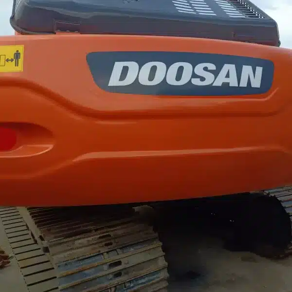 Used Doosan dx225 Excavator
